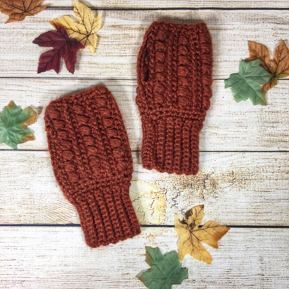 Knot & Kiln Fingerless Gloves | Crochet Handmade - Picture 1 of 4